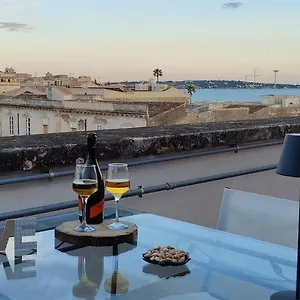 La Terrazza Su Ortigia Seaview Apartment
